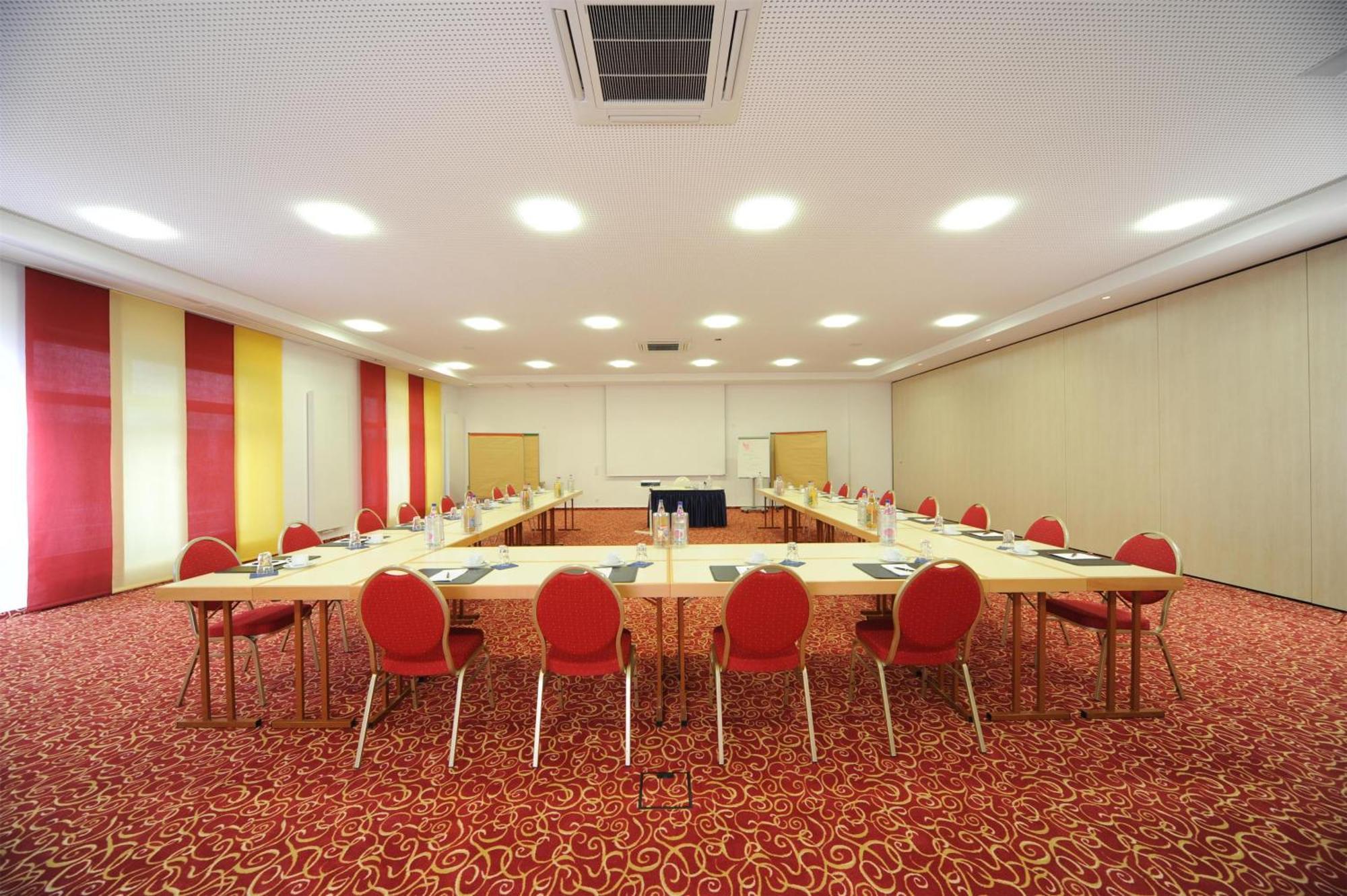 Western Wuerzburg-sued Hotel 3*